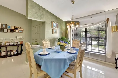 10026 NW 70th Street Tamarac FL 33321