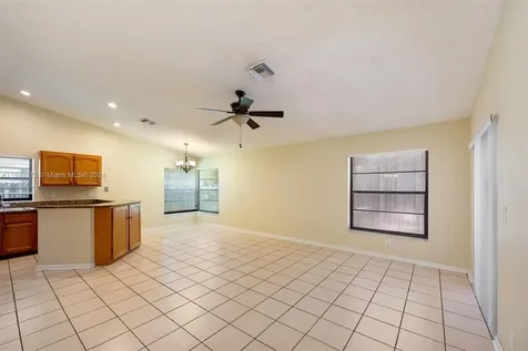 10710 NW 18th Court Plantation FL 33322