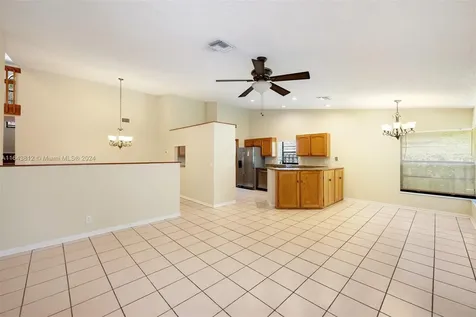 10710 NW 18th Court Plantation FL 33322