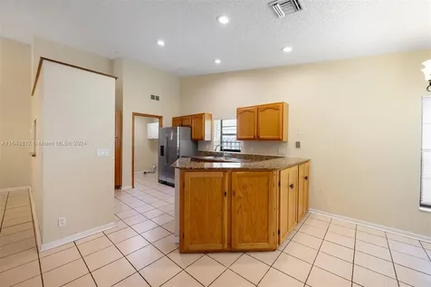 10710 NW 18th Court Plantation FL 33322
