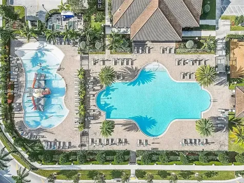 387 NE 37th Terrace Homestead FL 33033