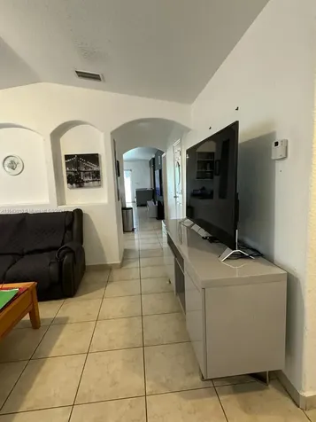 895 NE 3rd Avenue Homestead FL 33030