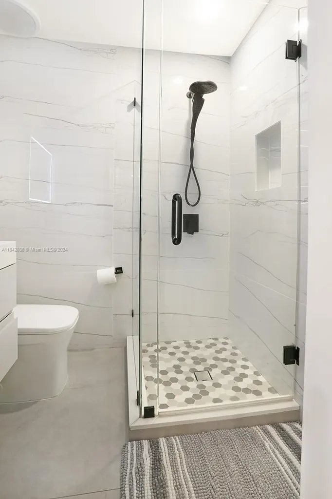 2001 W Oakmont Terrace Coral Springs FL 33071