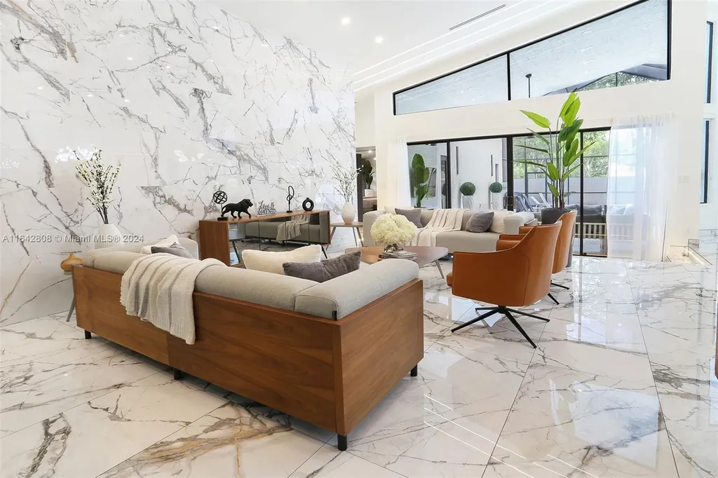 2001 W Oakmont Terrace Coral Springs FL 33071