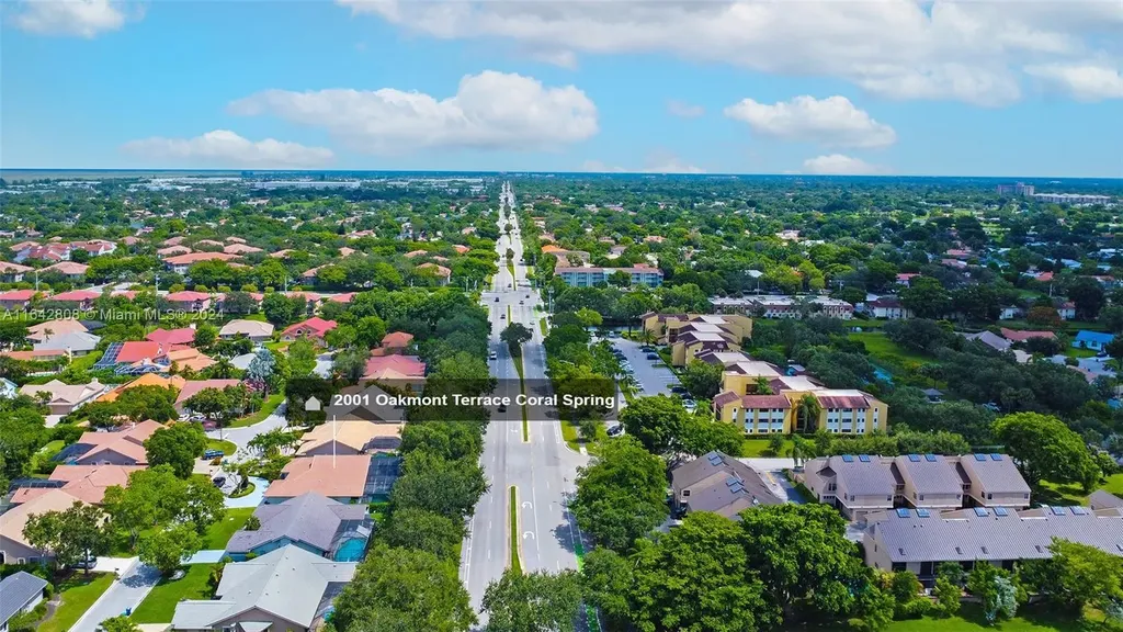 2001 W Oakmont Terrace Coral Springs FL 33071
