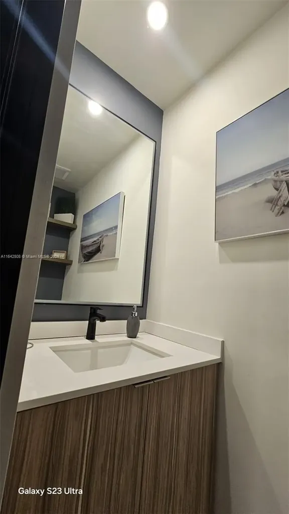 2001 W Oakmont Terrace Coral Springs FL 33071