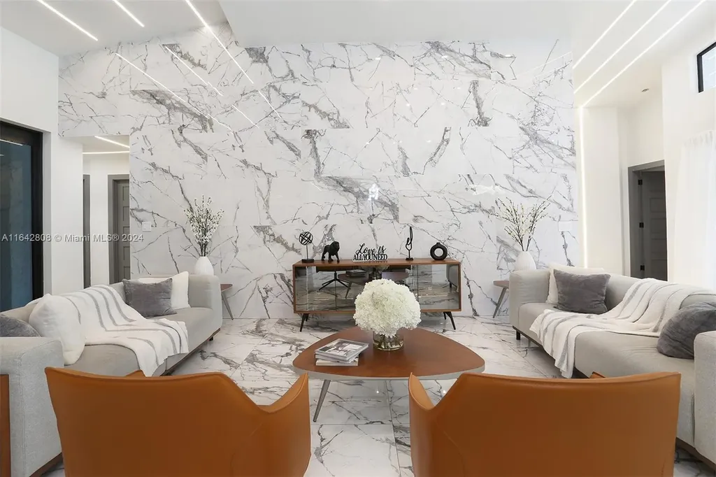 2001 W Oakmont Terrace Coral Springs FL 33071