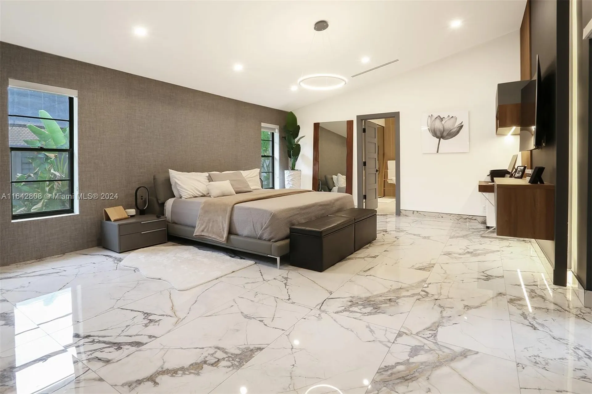 2001 W Oakmont Terrace Coral Springs FL 33071