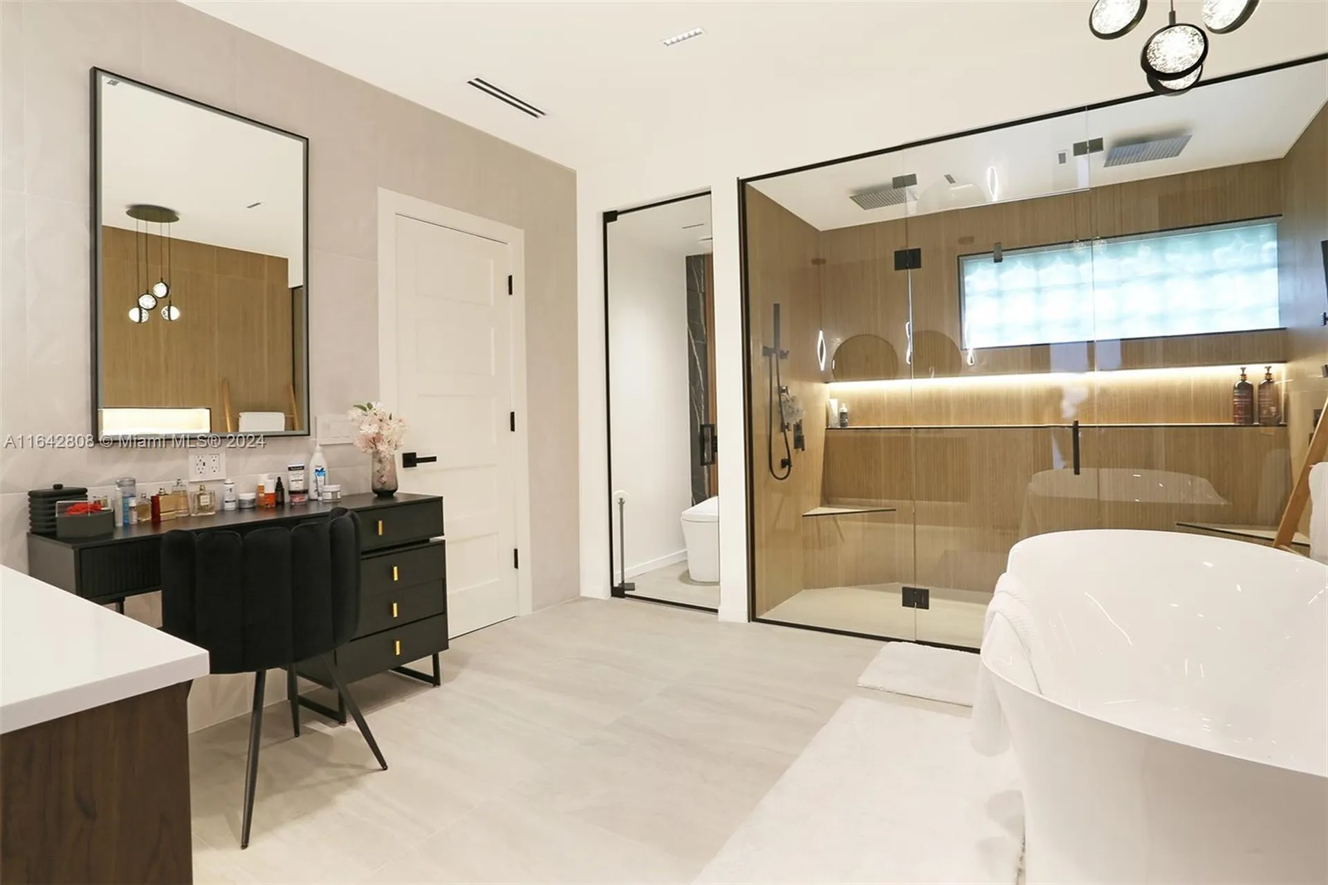 2001 W Oakmont Terrace Coral Springs FL 33071