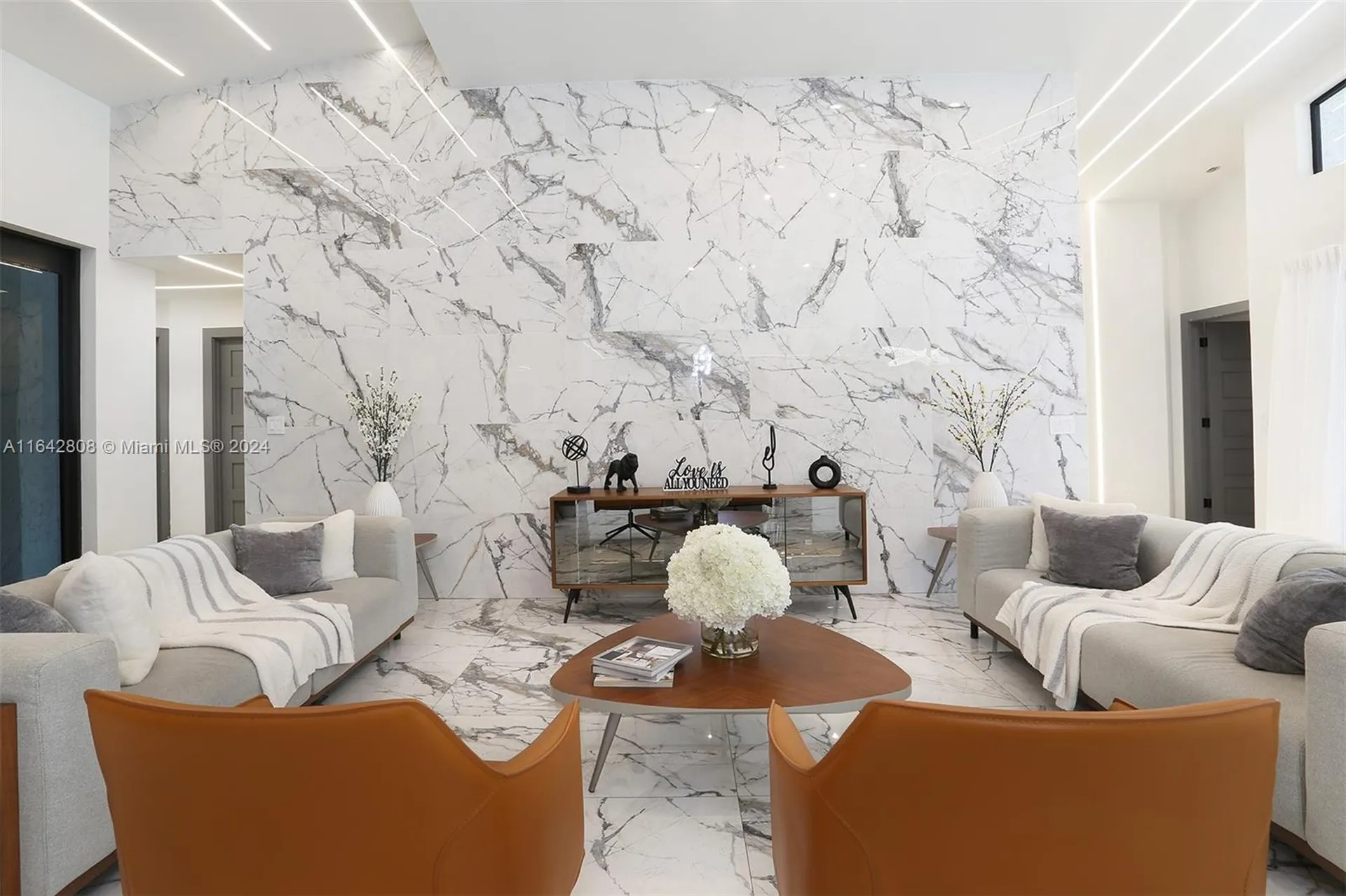 2001 W Oakmont Terrace Coral Springs FL 33071