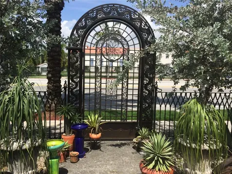 102 N Federal Highway Dania Beach FL 33004