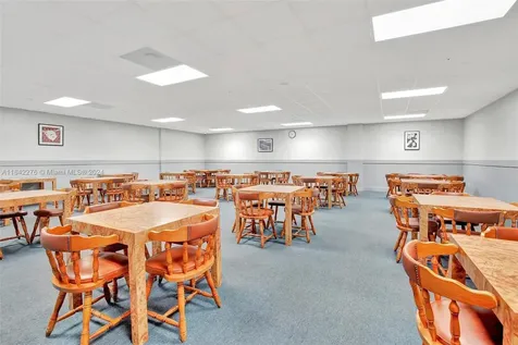 8612 NW 12th Street Plantation FL 33322