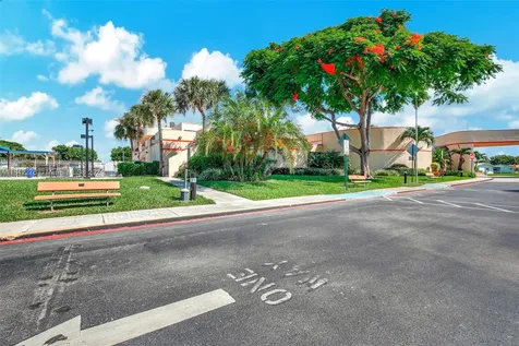 8612 NW 12th Street Plantation FL 33322