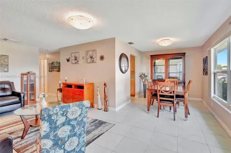 8612 NW 12th Street Plantation FL 33322