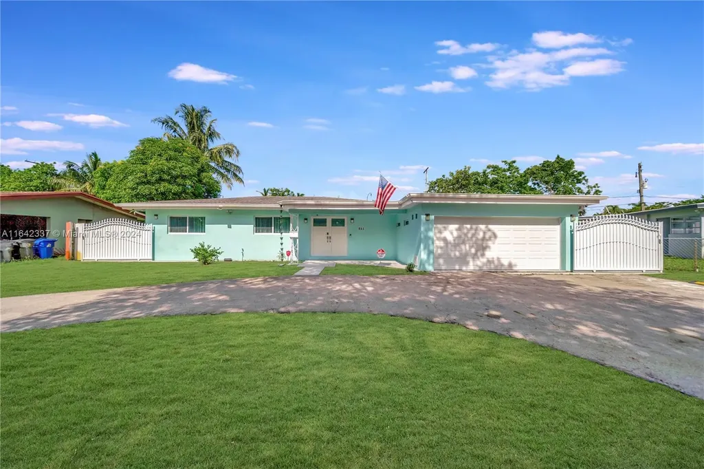 811 SW 39th Avenue Fort Lauderdale FL 33312