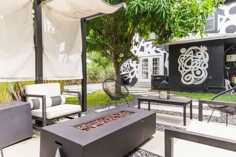 411 El Vedado West Palm Beach FL 33405