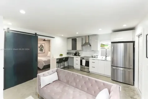 411 El Vedado West Palm Beach FL 33405