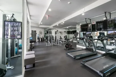435 21 Street Miami Beach FL 33139