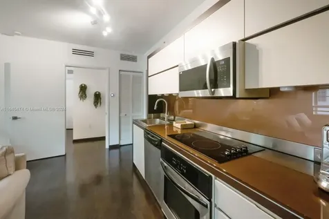 435 21 Street Miami Beach FL 33139