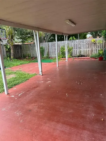 9136 NW 192nd Terrace Hialeah FL 33018