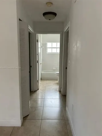 9136 NW 192nd Terrace Hialeah FL 33018