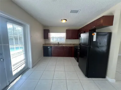 7614 SW 8th Court North Lauderdale FL 33068