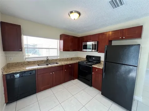 7614 SW 8th Court North Lauderdale FL 33068