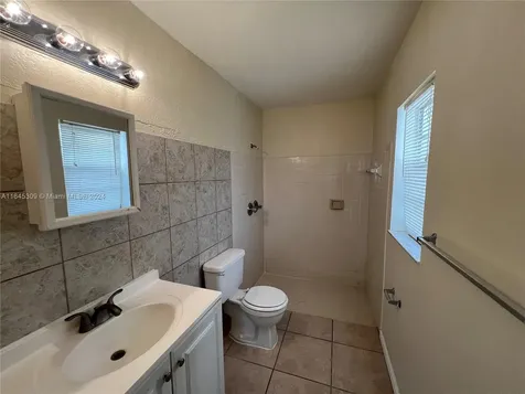 7614 SW 8th Court North Lauderdale FL 33068