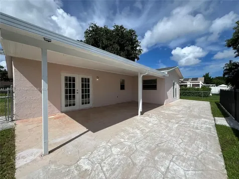 7614 SW 8th Court North Lauderdale FL 33068