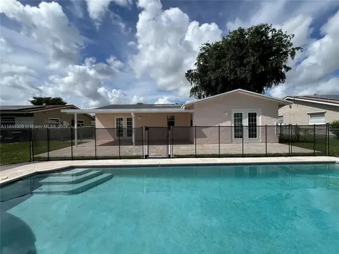 7614 SW 8th Court North Lauderdale FL 33068