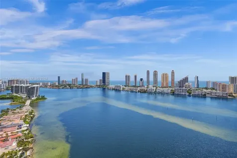 3000 Island Boulevard Aventura FL 33160