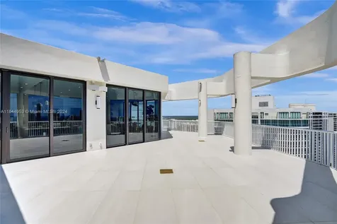 3000 Island Boulevard Aventura FL 33160
