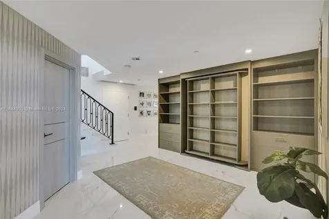 3000 Island Boulevard Aventura FL 33160