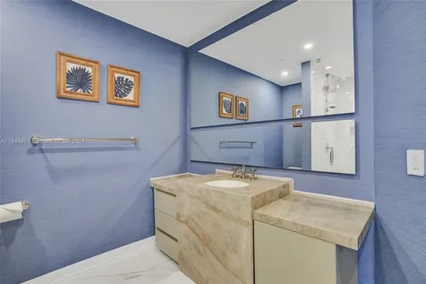 3000 Island Boulevard Aventura FL 33160