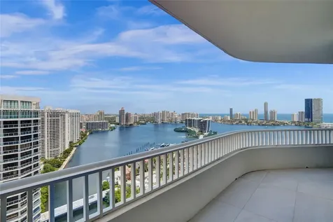3000 Island Boulevard Aventura FL 33160