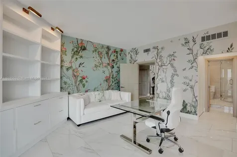 3000 Island Boulevard Aventura FL 33160