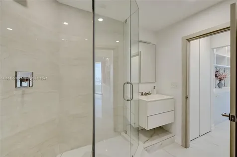 3000 Island Boulevard Aventura FL 33160