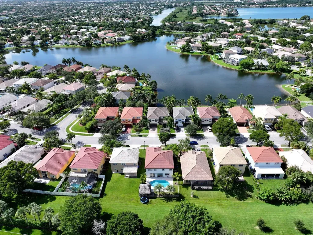 16511 SW 1st Street Pembroke Pines FL 33027