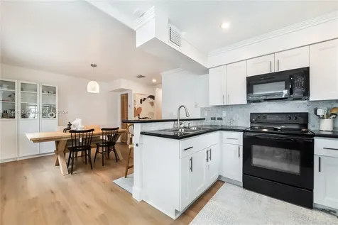 261 Navarre Avenue Coral Gables FL 33134