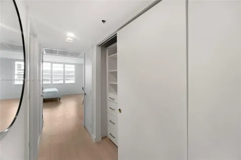 100 Lincoln Road Miami Beach FL 33139