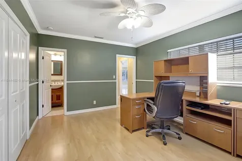 1235 Harrison Street Hollywood FL 33019