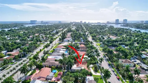 1235 Harrison Street Hollywood FL 33019