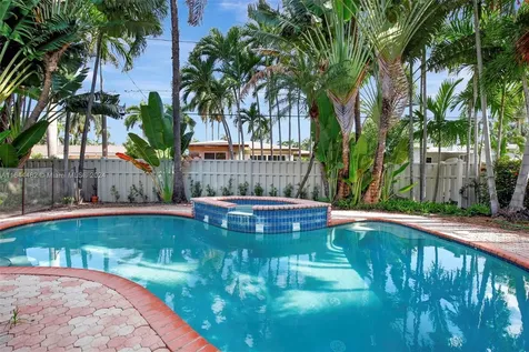 1235 Harrison Street Hollywood FL 33019