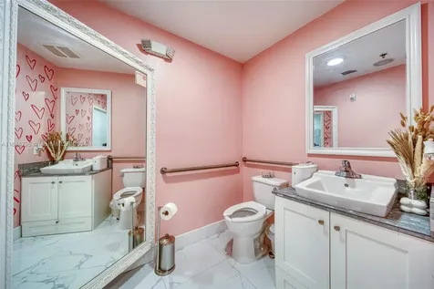 Full-service Beauty Salon For Sale In Pinecrest Miami FL 33156