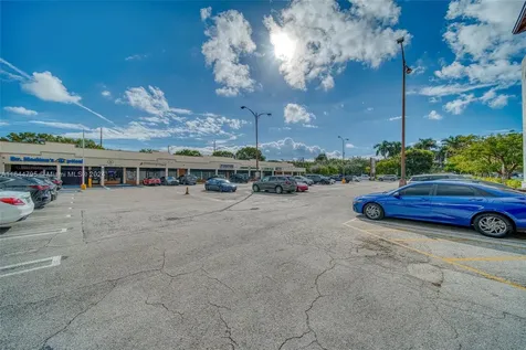 Full-service Beauty Salon For Sale In Pinecrest Miami FL 33156