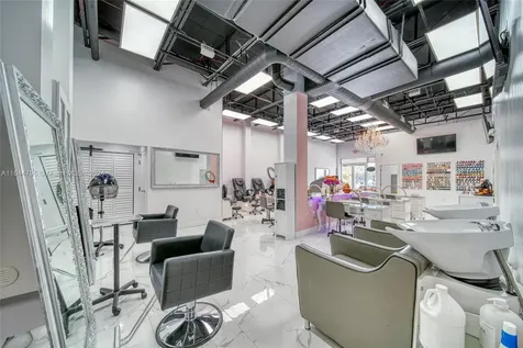 Full-service Beauty Salon For Sale In Pinecrest Miami FL 33156