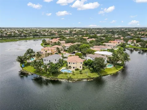 13805 SW 52nd Street Miramar FL 33027