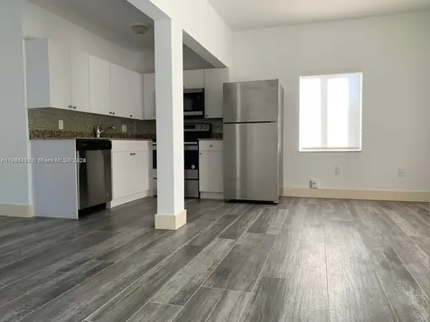 2500 NE 192nd Street Miami FL 33180