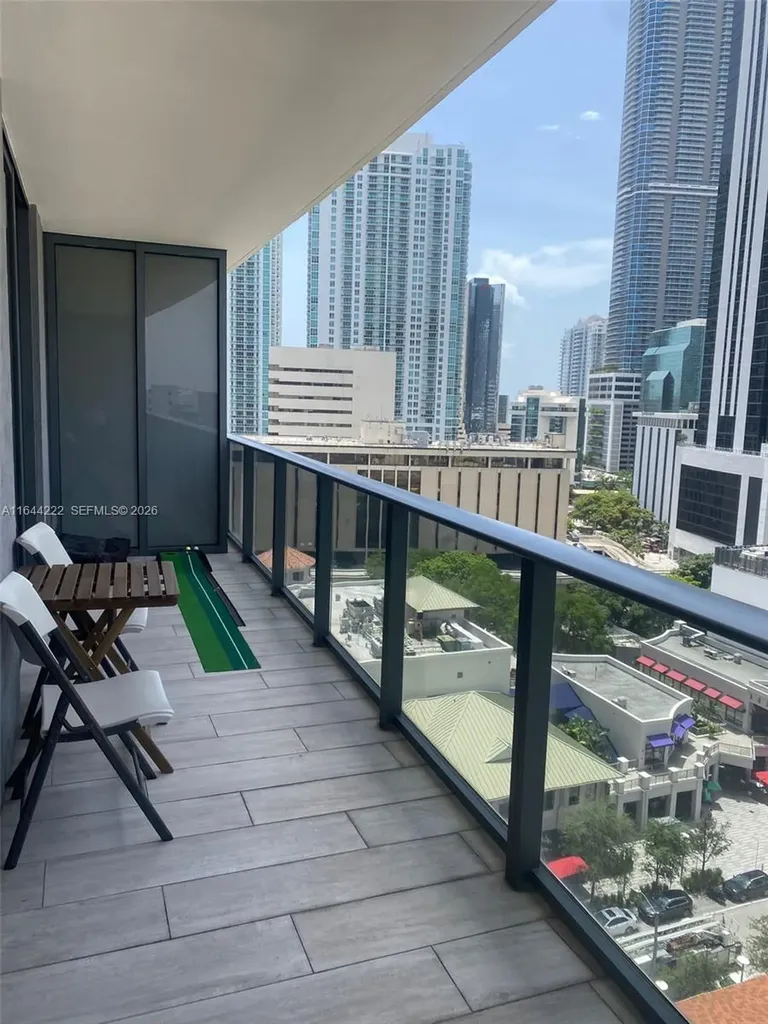 45 SW 9th Street Miami FL 33130