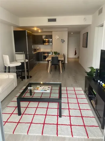 45 SW 9th Street Miami FL 33130